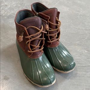 Hunter Green and Leather Sperry Duckboots✨